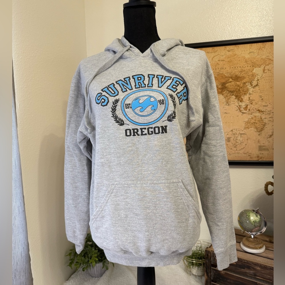 Sunriver Oregon grey hoodie small